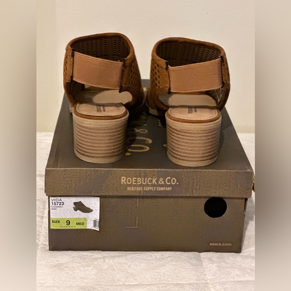 New Roebuck & Co. Vida Cognac Woman’s Open Toe Slingback Block Heel Sandles - Picture 4 of 11